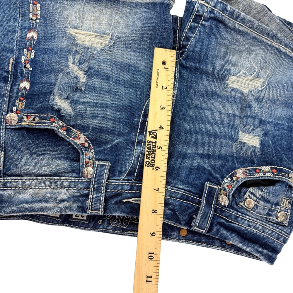 Miss Me Jean Shorts Womens 27 Blue Excellent Distressed Sequin Curvy Mid Rise - Picture 5 of 9